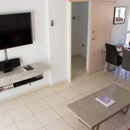 Chloe Apartment
